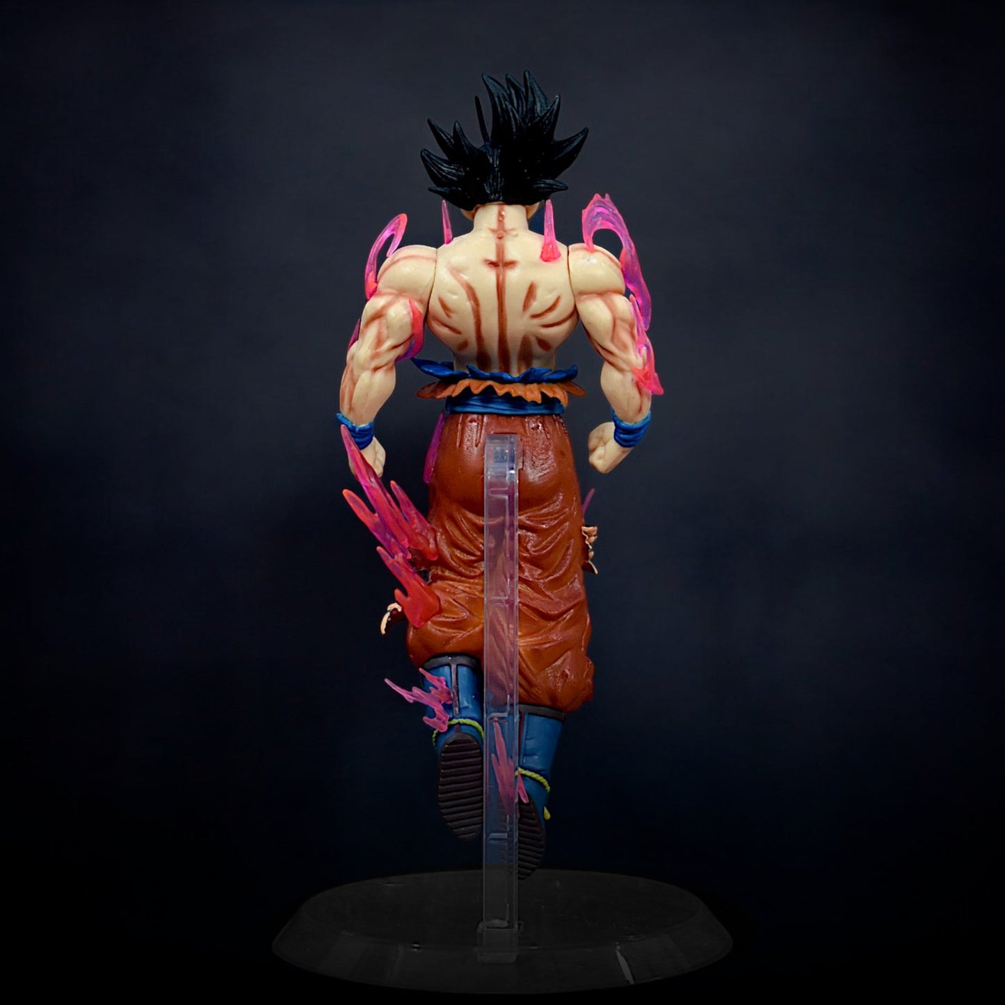 Ultra Instinct Awakened – Goku Twin Aura Edition (24cm)
